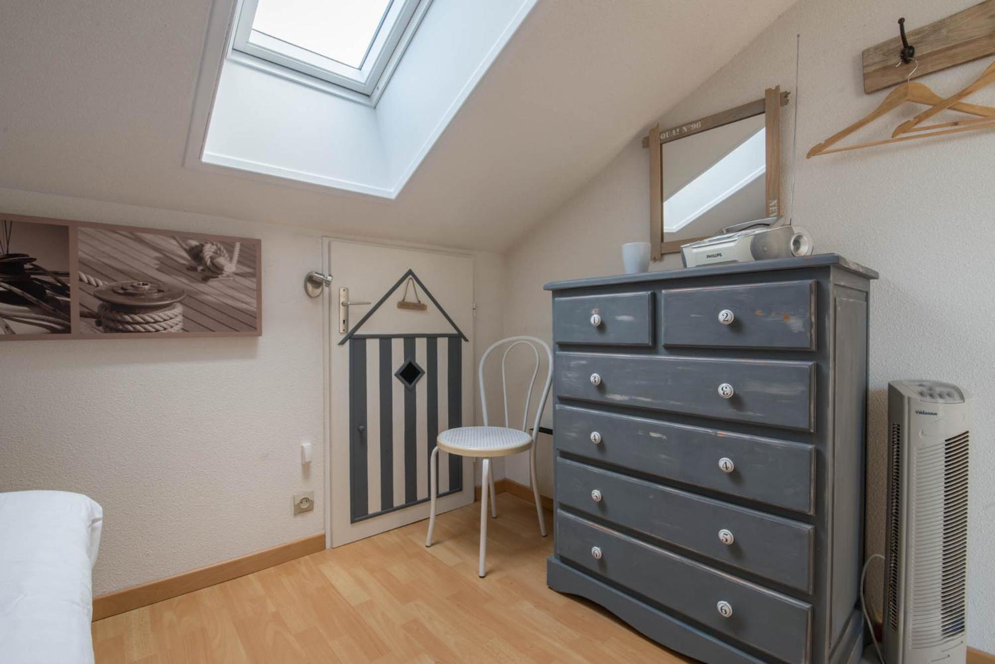 Maison Dans Residence Calme + Piscine A 波尔尼克 外观 照片