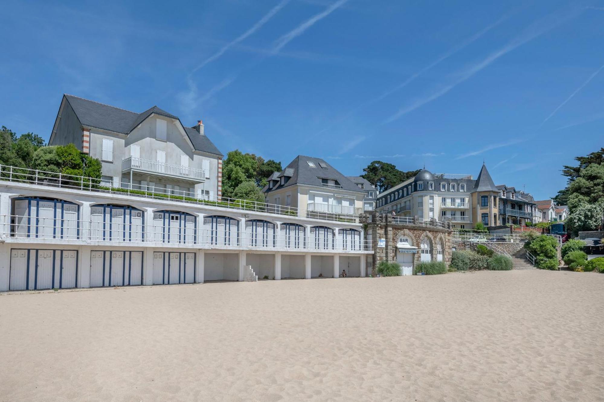 Maison Dans Residence Calme + Piscine A 波尔尼克 外观 照片